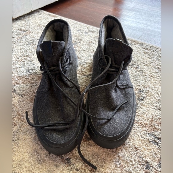 Frye Men’s High Top Wool Sneakers - Picture 2 of 7